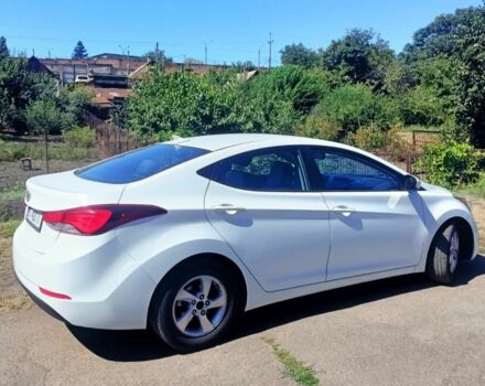 Белый Хендай Элантра, объемом двигателя 1.8 л и пробегом 175 тыс. км за 8700 $, фото 5 на Automoto.ua