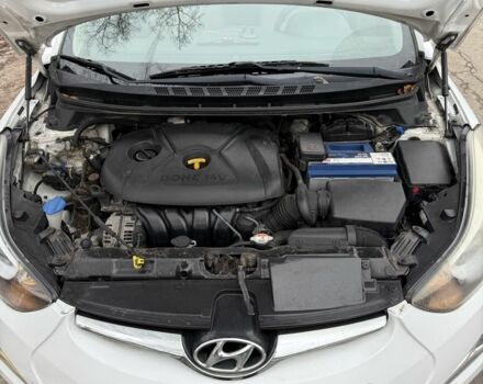 Белый Хендай Элантра, объемом двигателя 1.8 л и пробегом 181 тыс. км за 6873 $, фото 17 на Automoto.ua