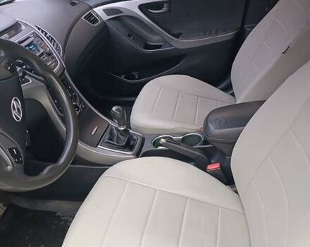 Білий Хендай Елантра, об'ємом двигуна 1.59 л та пробігом 240 тис. км за 9500 $, фото 14 на Automoto.ua