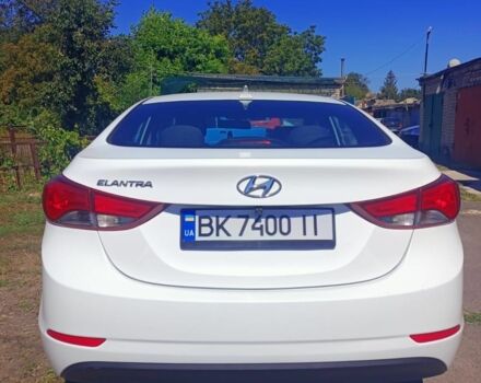 Белый Хендай Элантра, объемом двигателя 1.8 л и пробегом 175 тыс. км за 8700 $, фото 6 на Automoto.ua