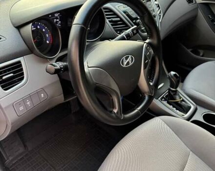 Білий Хендай Елантра, об'ємом двигуна 1.8 л та пробігом 155 тис. км за 7400 $, фото 22 на Automoto.ua