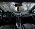 Хендай Елантра 2014 у Сумах на Automoto.ua Білий Хендай Елантра, об'ємом двигуна 1.8 л та пробігом 198 тис. км за 7800 $, фото 6 на Automoto.ua