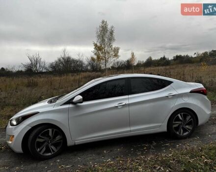 Хендай Елантра 2014 у Сумах на Automoto.ua Білий Хендай Елантра, об'ємом двигуна 1.8 л та пробігом 198 тис. км за 7800 $, фото 1 на Automoto.ua