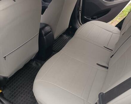 Білий Хендай Елантра, об'ємом двигуна 1.59 л та пробігом 240 тис. км за 9500 $, фото 22 на Automoto.ua