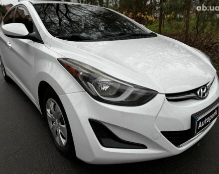 Белый Хендай Элантра, объемом двигателя 1.8 л и пробегом 163 тыс. км за 10290 $, фото 3 на Automoto.ua