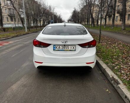 Белый Хендай Элантра, объемом двигателя 1.8 л и пробегом 204 тыс. км за 7500 $, фото 4 на Automoto.ua