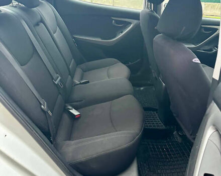 Белый Хендай Элантра, объемом двигателя 1.8 л и пробегом 127 тыс. км за 8400 $, фото 19 на Automoto.ua