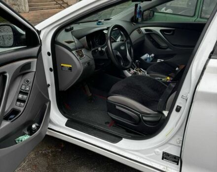 Белый Хендай Элантра, объемом двигателя 1.8 л и пробегом 204 тыс. км за 7500 $, фото 9 на Automoto.ua