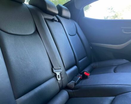 Белый Хендай Элантра, объемом двигателя 2 л и пробегом 75 тыс. км за 2300 $, фото 11 на Automoto.ua