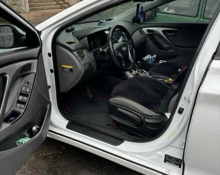 Белый Хендай Элантра, объемом двигателя 1.8 л и пробегом 204 тыс. км за 7500 $, фото 8 на Automoto.ua