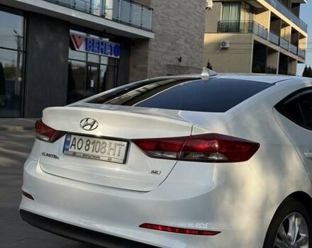 Белый Хендай Элантра, объемом двигателя 2 л и пробегом 76 тыс. км за 12800 $, фото 11 на Automoto.ua