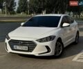 Белый Хендай Элантра, объемом двигателя 2 л и пробегом 137 тыс. км за 12800 $, фото 1 на Automoto.ua