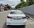 Белый Хендай Элантра, объемом двигателя 2 л и пробегом 80 тыс. км за 12800 $, фото 2 на Automoto.ua