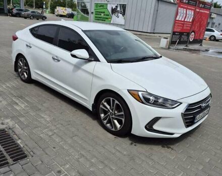Белый Хендай Элантра, объемом двигателя 2 л и пробегом 80 тыс. км за 12800 $, фото 3 на Automoto.ua