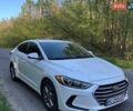 Белый Хендай Элантра, объемом двигателя 2 л и пробегом 122 тыс. км за 11000 $, фото 1 на Automoto.ua