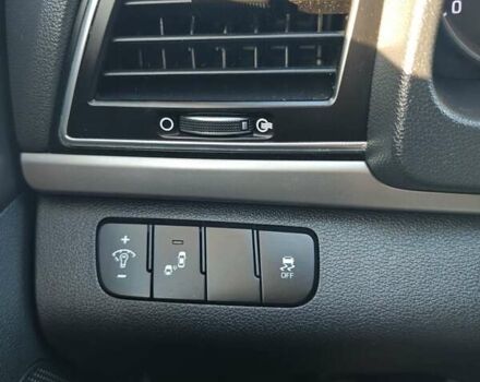 Білий Хендай Елантра, об'ємом двигуна 2 л та пробігом 255 тис. км за 10500 $, фото 19 на Automoto.ua