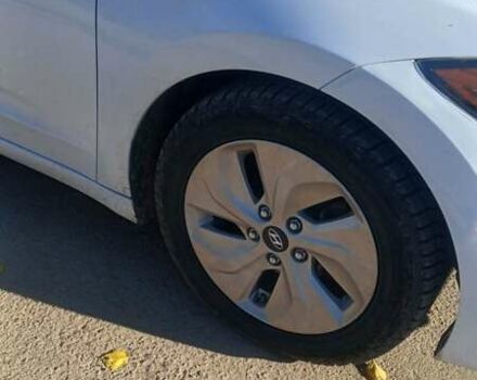 Хендай Элантра 2016 в Одессе на Automoto.ua Белый Хендай Элантра, объемом двигателя 2 л и пробегом 135 тыс. км за 8700 $, фото 2 на Automoto.ua