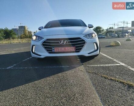 Білий Хендай Елантра, об'ємом двигуна 2 л та пробігом 255 тис. км за 10500 $, фото 21 на Automoto.ua