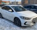 Білий Хендай Елантра, об'ємом двигуна 2 л та пробігом 300 тис. км за 7900 $, фото 1 на Automoto.ua