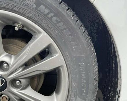 Белый Хендай Элантра, объемом двигателя 2 л и пробегом 112 тыс. км за 11800 $, фото 5 на Automoto.ua