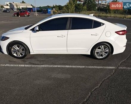 Білий Хендай Елантра, об'ємом двигуна 2 л та пробігом 255 тис. км за 10500 $, фото 23 на Automoto.ua