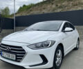 Белый Хендай Элантра, объемом двигателя 1.6 л и пробегом 210 тыс. км за 12000 $, фото 1 на Automoto.ua