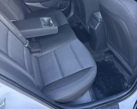 Белый Хендай Элантра, объемом двигателя 1.59 л и пробегом 160 тыс. км за 9650 $, фото 16 на Automoto.ua