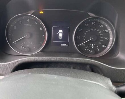 Белый Хендай Элантра, объемом двигателя 2 л и пробегом 112 тыс. км за 11800 $, фото 12 на Automoto.ua