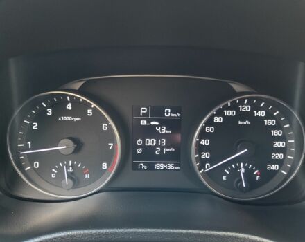 Белый Хендай Элантра, объемом двигателя 1.6 л и пробегом 195 тыс. км за 10500 $, фото 16 на Automoto.ua