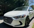 Білий Хендай Елантра, об'ємом двигуна 2 л та пробігом 71 тис. км за 1300 $, фото 1 на Automoto.ua