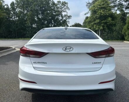 Белый Хендай Элантра, объемом двигателя 2 л и пробегом 70 тыс. км за 2600 $, фото 5 на Automoto.ua