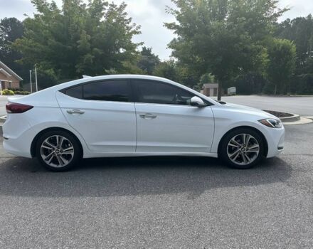 Белый Хендай Элантра, объемом двигателя 2 л и пробегом 53 тыс. км за 5300 $, фото 7 на Automoto.ua