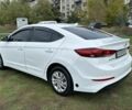 Хендай Элантра 2017 в Киеве на Automoto.ua Белый Хендай Элантра, объемом двигателя 2 л и пробегом 200 тыс. км за 7700 $, фото 3 на Automoto.ua