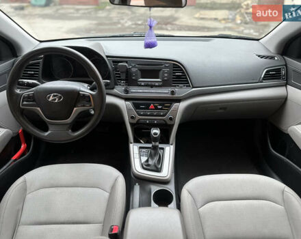 Білий Хендай Елантра, об'ємом двигуна 2 л та пробігом 180 тис. км за 10800 $, фото 14 на Automoto.ua