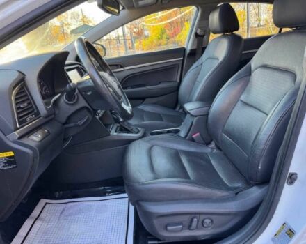 Білий Хендай Елантра, об'ємом двигуна 2 л та пробігом 53 тис. км за 10000 $, фото 9 на Automoto.ua