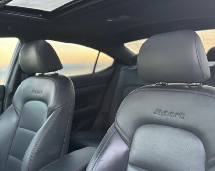 Білий Хендай Елантра, об'ємом двигуна 1.6 л та пробігом 102 тис. км за 12500 $, фото 8 на Automoto.ua