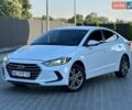 Белый Хендай Элантра, объемом двигателя 2 л и пробегом 105 тыс. км за 10799 $, фото 1 на Automoto.ua