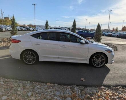 Белый Хендай Элантра, объемом двигателя 1.6 л и пробегом 59 тыс. км за 6000 $, фото 7 на Automoto.ua