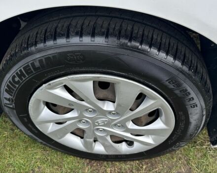 Хендай Элантра 2017 в Киеве на Automoto.ua Белый Хендай Элантра, объемом двигателя 2 л и пробегом 200 тыс. км за 7700 $, фото 11 на Automoto.ua