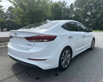 Белый Хендай Элантра, объемом двигателя 2 л и пробегом 53 тыс. км за 5300 $, фото 4 на Automoto.ua