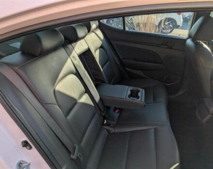 Белый Хендай Элантра, объемом двигателя 1.6 л и пробегом 59 тыс. км за 6000 $, фото 17 на Automoto.ua