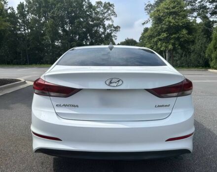 Белый Хендай Элантра, объемом двигателя 2 л и пробегом 53 тыс. км за 5300 $, фото 5 на Automoto.ua