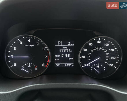 Білий Хендай Елантра, об'ємом двигуна 2 л та пробігом 180 тис. км за 10800 $, фото 24 на Automoto.ua