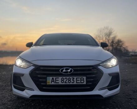 Білий Хендай Елантра, об'ємом двигуна 1.6 л та пробігом 102 тис. км за 12500 $, фото 4 на Automoto.ua