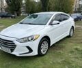 Хендай Элантра 2017 в Киеве на Automoto.ua Белый Хендай Элантра, объемом двигателя 2 л и пробегом 200 тыс. км за 7700 $, фото 1 на Automoto.ua