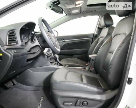 Белый Хендай Элантра, объемом двигателя 2 л и пробегом 44 тыс. км за 3000 $, фото 10 на Automoto.ua