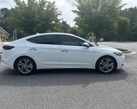 Белый Хендай Элантра, объемом двигателя 2 л и пробегом 70 тыс. км за 2600 $, фото 7 на Automoto.ua