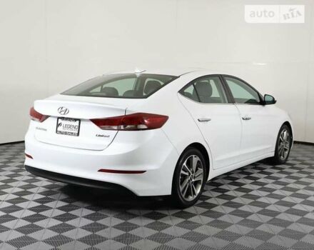 Белый Хендай Элантра, объемом двигателя 2 л и пробегом 44 тыс. км за 3000 $, фото 1 на Automoto.ua