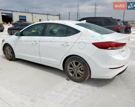 Белый Хендай Элантра, объемом двигателя 2 л и пробегом 96 тыс. км за 2300 $, фото 1 на Automoto.ua