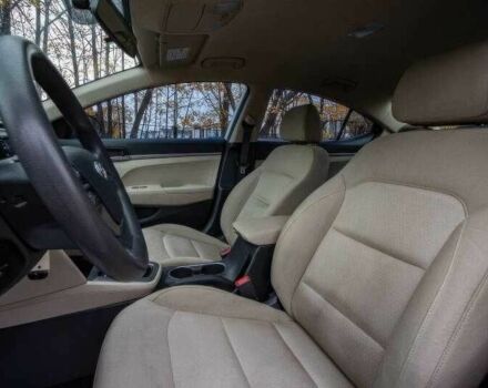 Білий Хендай Елантра, об'ємом двигуна 2 л та пробігом 89 тис. км за 3500 $, фото 6 на Automoto.ua